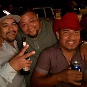 Meet your Posher, Cesar